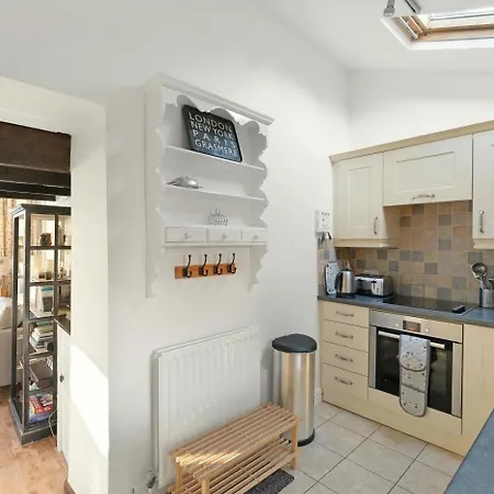 Prázdninový dům 2 Bed In Oc-lr138