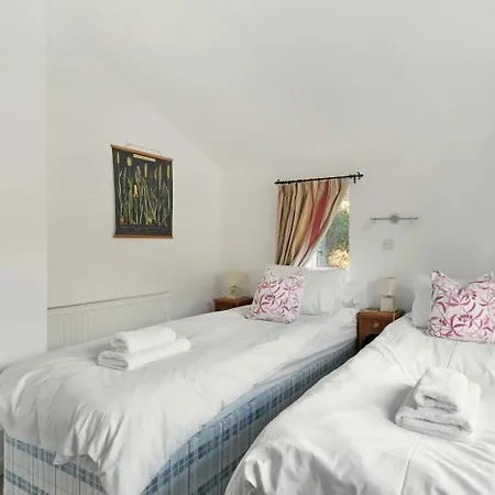 2 Bed In Oc-lr138